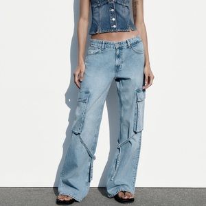 Zara Mid Rise TRF Cargo Jeans